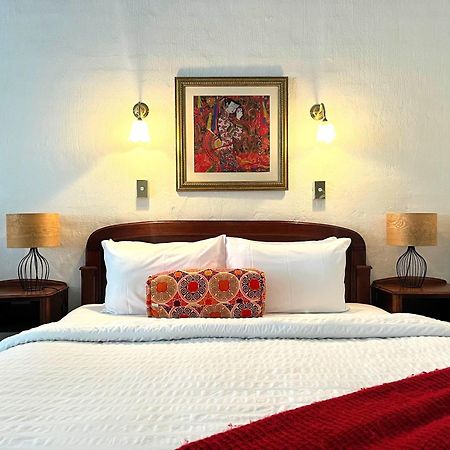 Victoria House Motor Inn Кройдън Екстериор снимка