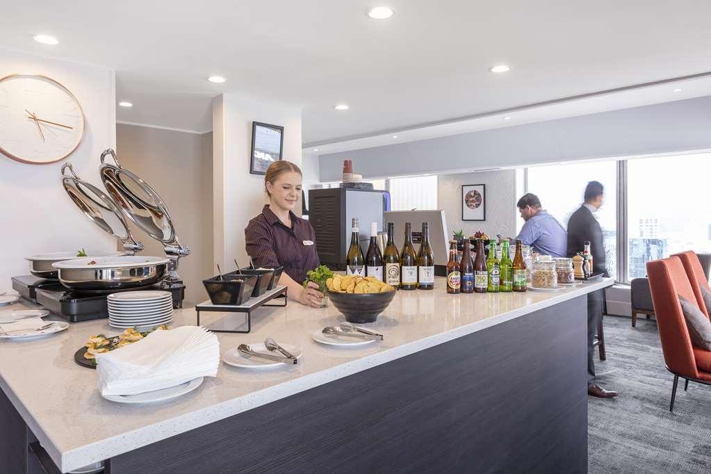 Victoria House Motor Inn Кройдън Ресторант снимка