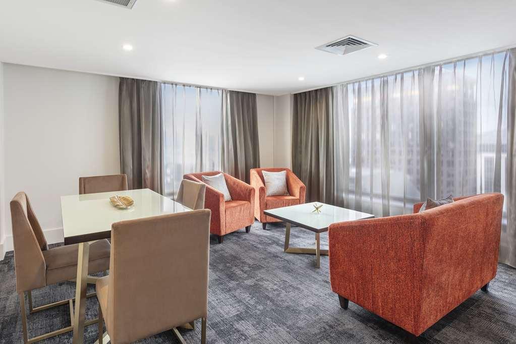 Victoria House Motor Inn Кройдън Стая снимка